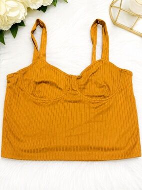 Moa Moa Brown crop top